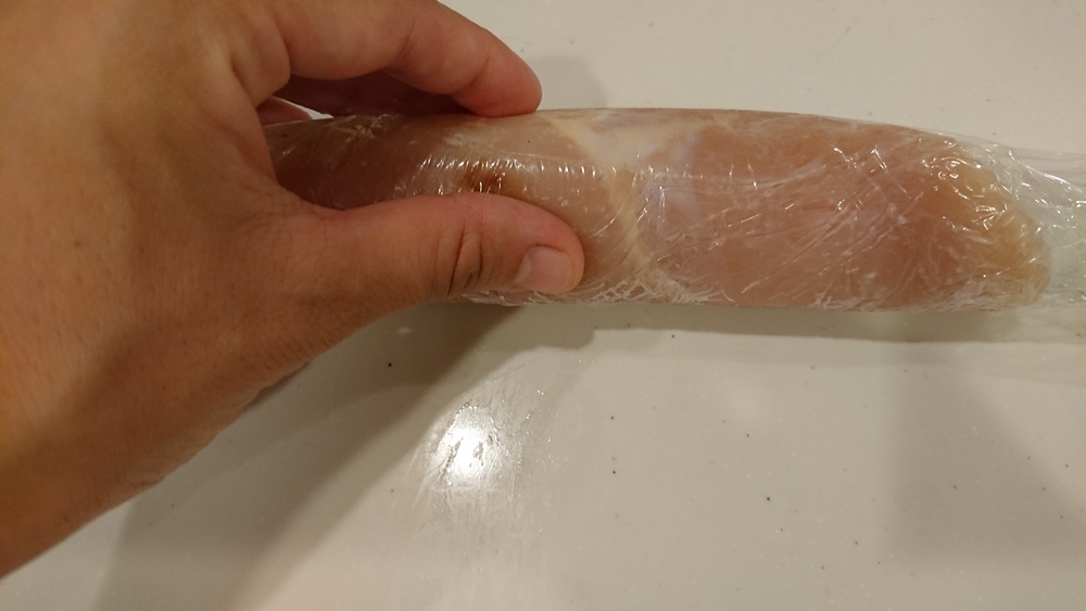 鶏むね肉で自家製「鶏ハム」づくり!温度と鍋の比較研究