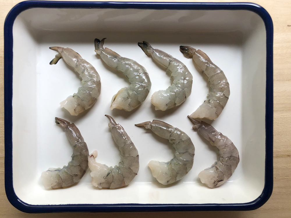 エビの下処理方法を比較 臭み取りには酒 片栗粉 塩どれが効果的 フードメッセンジャー 小林 孝子 食オタmagazine 食のオタクによる食のオタクのためのマガジン 食オタマガジン