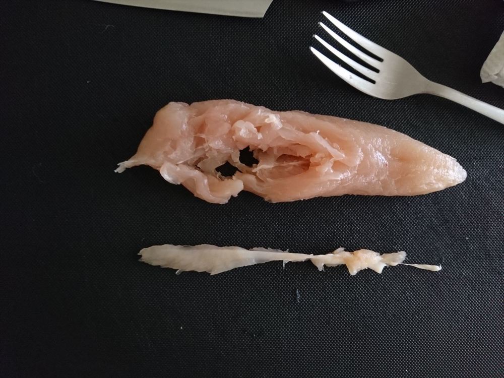 ささみ30本使って分かった 失敗しない 鶏ささみ筋取り のコツ フードメッセンジャー 田窪 綾 食オタmagazine 食のオタクによる食のオタクのためのマガジン 食オタマガジン